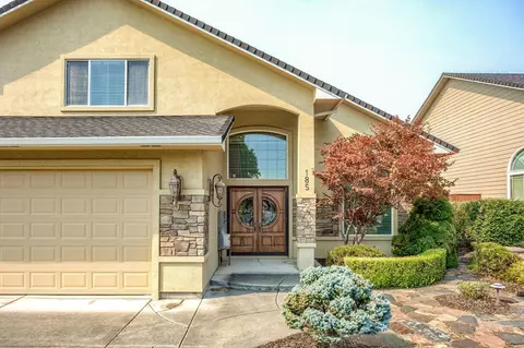 Exterior - 185 Bellerive Dr, Eagle Point, OR 97524 photo 10 of 20