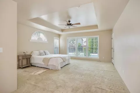 Bedroom - 185 Bellerive Dr, Eagle Point, OR 97524 photo 1 of 8