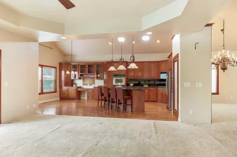 Living - 185 Bellerive Dr, Eagle Point, OR 97524 photo 5 of 7