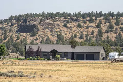 4685 SW Trout Rd, Terrebonne, OR 97760