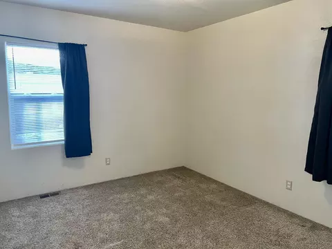 2452 Eberlein Ave, Klamath Falls, OR 97601 photo 7