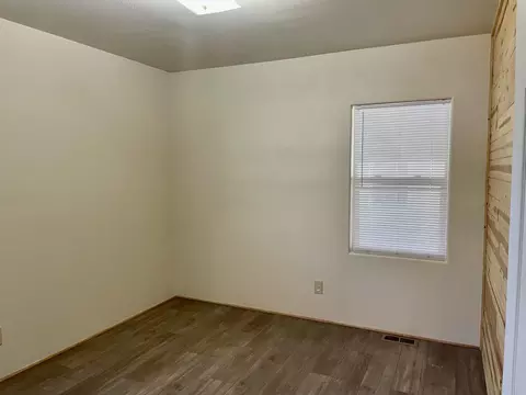 2452 Eberlein Ave, Klamath Falls, OR 97601 photo 9