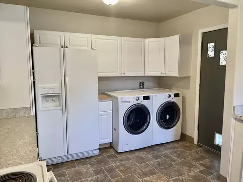 2452 Eberlein Ave, Klamath Falls, OR 97601 photo 4