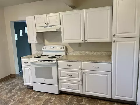 2452 Eberlein Ave, Klamath Falls, OR 97601 photo 2