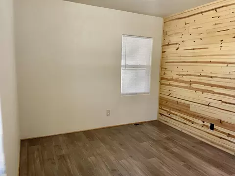 2452 Eberlein Ave, Klamath Falls, OR 97601 photo 8