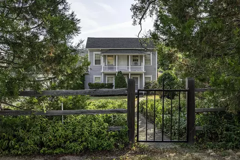 1685 Old Highway 99 S, Ashland, OR 97520