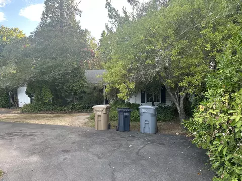 1408 Parkdale Dr, Grants Pass, OR 97527