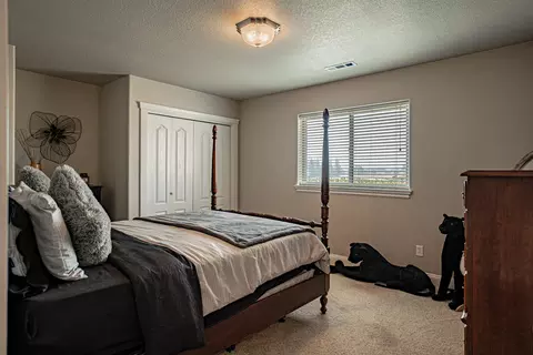 112 Greenmoor Dr, Eagle Point, OR 97524 photo 15