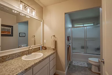 112 Greenmoor Dr, Eagle Point, OR 97524 photo 16