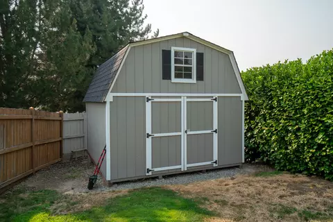 112 Greenmoor Dr, Eagle Point, OR 97524 photo 24