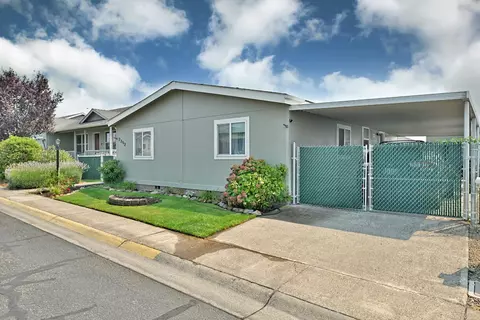2252 Evan Way, Central Point, OR 97502 photo 11