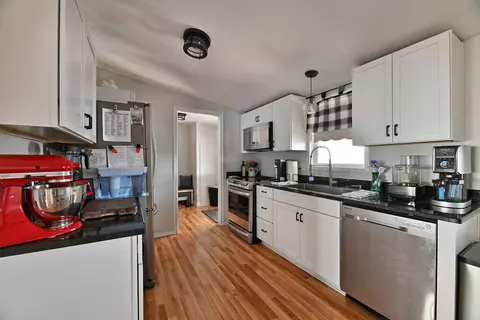 2252 Evan Way, Central Point, OR 97502 photo 4