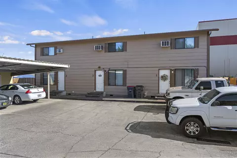 140 Omni Cir, Medford, OR 97501