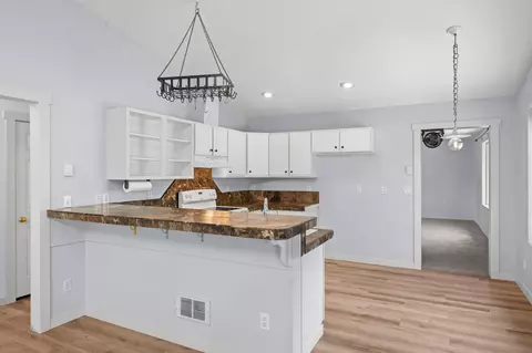 19491 Apache Rd, Bend, OR 97702 photo 9