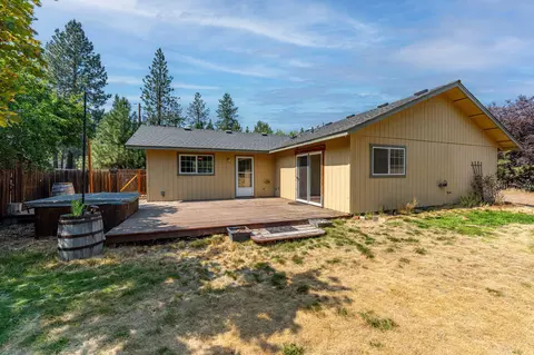 19491 Apache Rd, Bend, OR 97702 photo 24