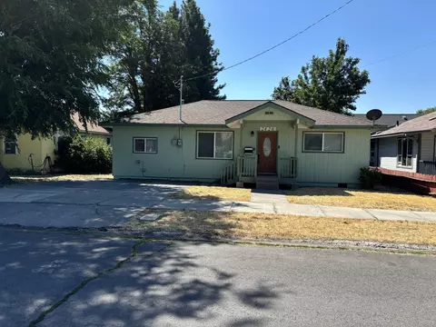 2426 Radcliffe Ave, Klamath Falls, OR 97601