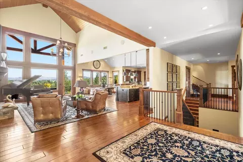 Other - 38 Crestview Ct, Eagle Point, OR 97524 photo 3 of 25
