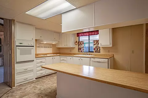 555 Freeman Rd UNIT 7, Central Point, OR 97502 photo 3