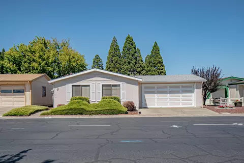 555 Freeman Rd UNIT 7, Central Point, OR 97502
