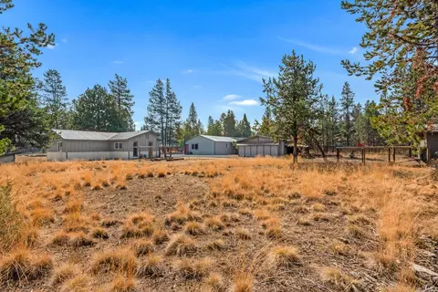 Exterior - 52587 Doe Ln, La Pine, OR 97739 photo 10 of 11
