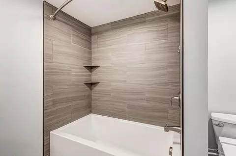Bath - 52587 Doe Ln, La Pine, OR 97739 photo 3 of 3