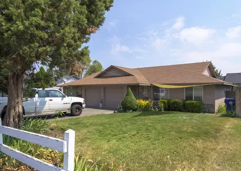 2130-2132 SW 19th St, Redmond, OR 97756