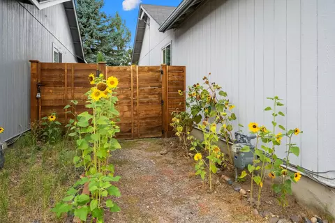 62629 Hawkview Rd, Bend, OR 97701 photo 17