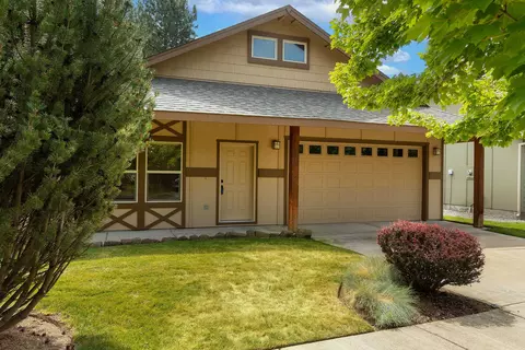 20253 Knightsbridge Pl, Bend, OR 97702