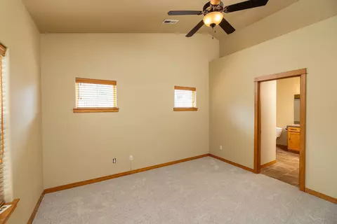 20253 Knightsbridge Pl, Bend, OR 97702 photo 16