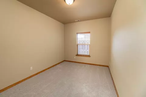 20253 Knightsbridge Pl, Bend, OR 97702 photo 15