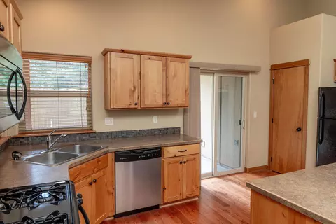 20253 Knightsbridge Pl, Bend, OR 97702 photo 10