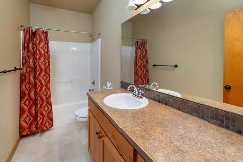 20253 Knightsbridge Pl, Bend, OR 97702 photo 13