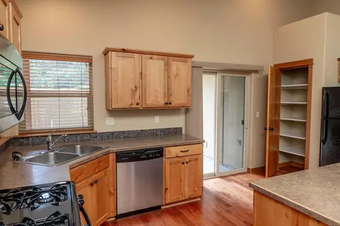 20253 Knightsbridge Pl, Bend, OR 97702 photo 9