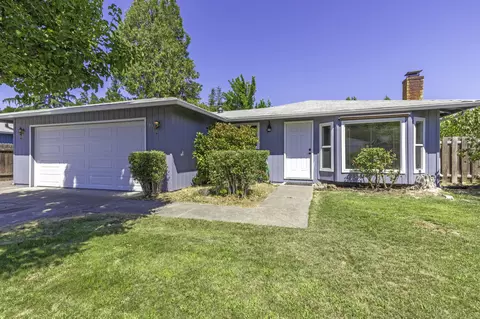 1981 Page St, Medford, OR 97504