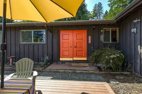 1324 NW Highland Ave, Grants Pass, OR 97526