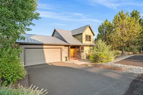 625 Parks Loop, Redmond, OR 97756