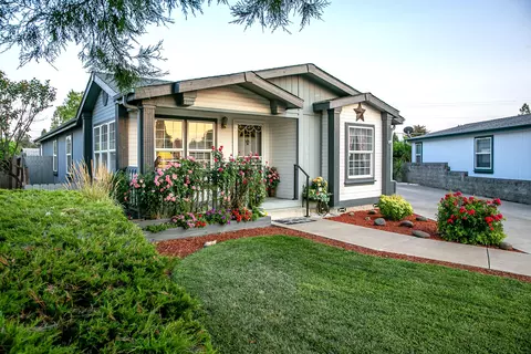 555 Freeman Rd #249, Central Point, OR 97502