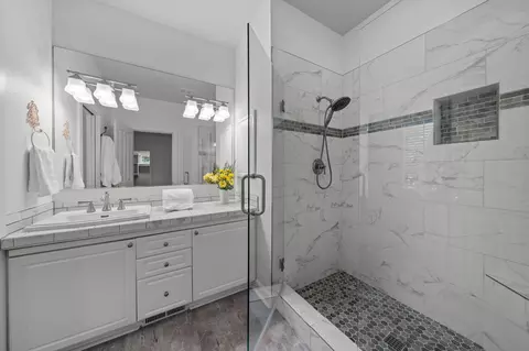 Bath - 1892 NE Maker Way, Bend, OR 97701 photo 2 of 8