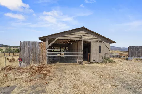1739 Stevens Rd, Eagle Point, OR 97524 photo 29
