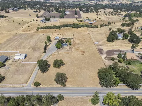 1739 Stevens Rd, Eagle Point, OR 97524 photo 39