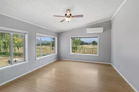 1739 Stevens Rd, Eagle Point, OR 97524 photo 13