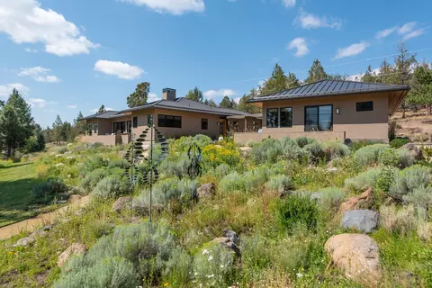 18243 Rock Springs Ct, Bend, OR 97703