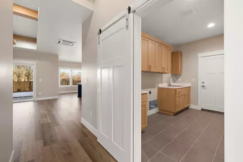 1749 River Run St, Central Point, OR 97502 photo 19