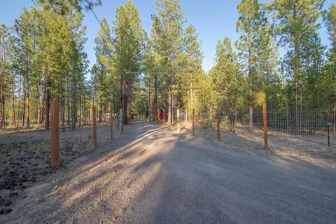 50890 Stag St, La Pine, OR 97739 photo 36