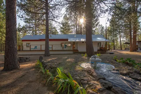 50890 Stag St, La Pine, OR 97739 photo 2