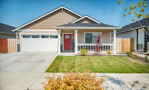 285 Reanna Way, Medford, OR 97501