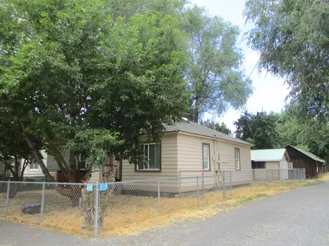920 Martin St, Klamath Falls, OR 97601