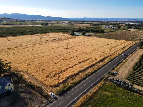 0 Voorhies Rd, Medford, OR 97501