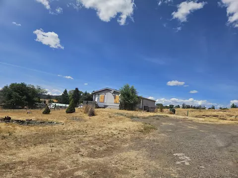 5275 Mahan Ave, Klamath Falls, OR 97601