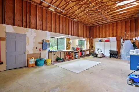 889 Eric Loop, Grants Pass, OR 97526 photo 54